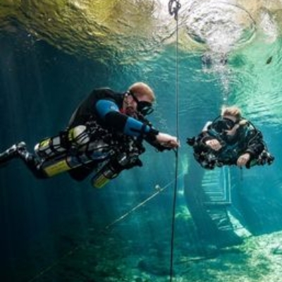 Tec Sidemount Diver